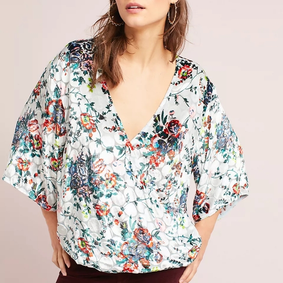 Anthropologie Maeve Umi Wrap Top Velvet Floral - Picture 2 of 15